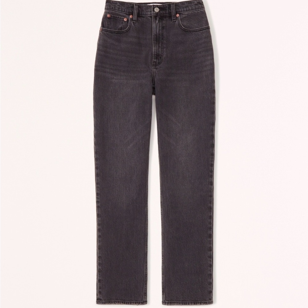 Abercrombie & Fitch Women’s 90s Straight Leg Jeans in Washed Black